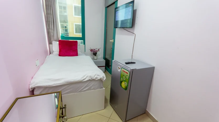 an image shows a Well Kept Single Room for rental in Dubai Marina at a special cost.