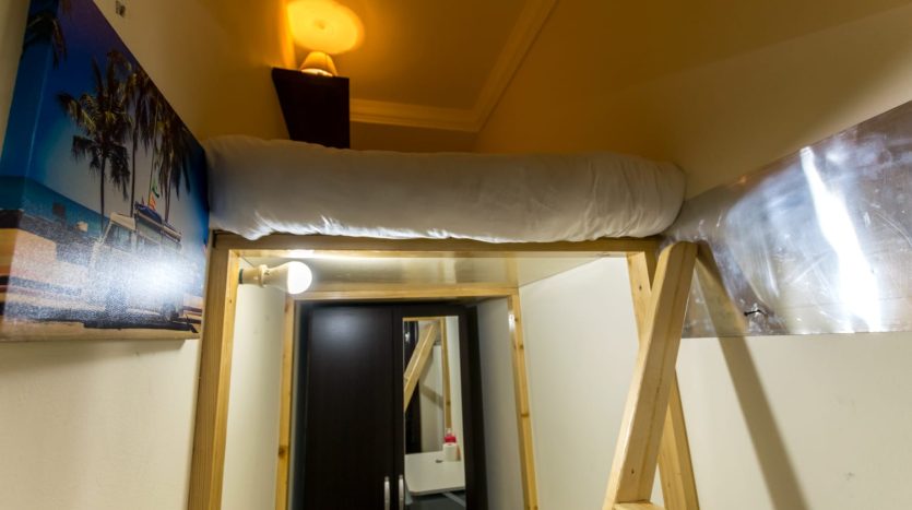 This picture shows a Capsule Bed Space in Marina Crown – Dubai