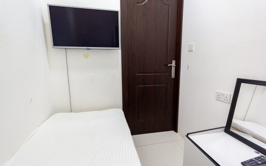 This picture about a monthly Partition for Rent in Dubai Marina