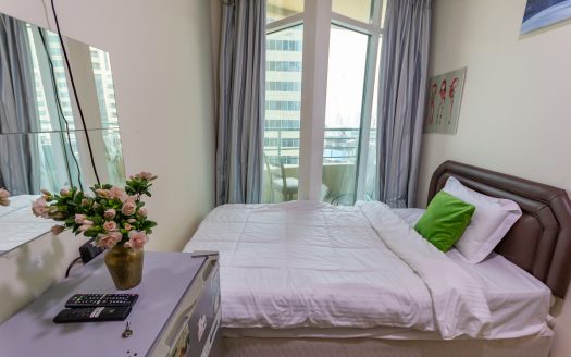 Private Room for Ladies in Marina Crown – Dubai