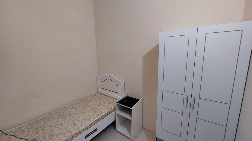 This picture for small room in Al Qusais - Dubai for rent.