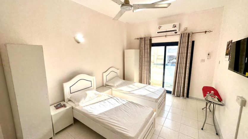 semi-master room for rent in Al Qusais