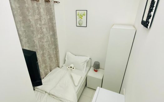 Small room in Bin Daher Al Qusais - rent it now